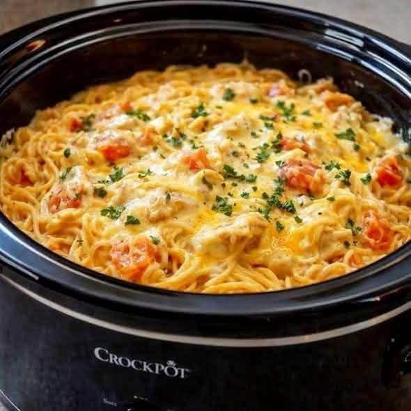 Crockpot Cheesy Chicken Spaghetti Recipe